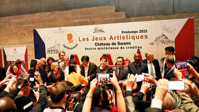 Artists and guests gathered at the Chateau de Swann